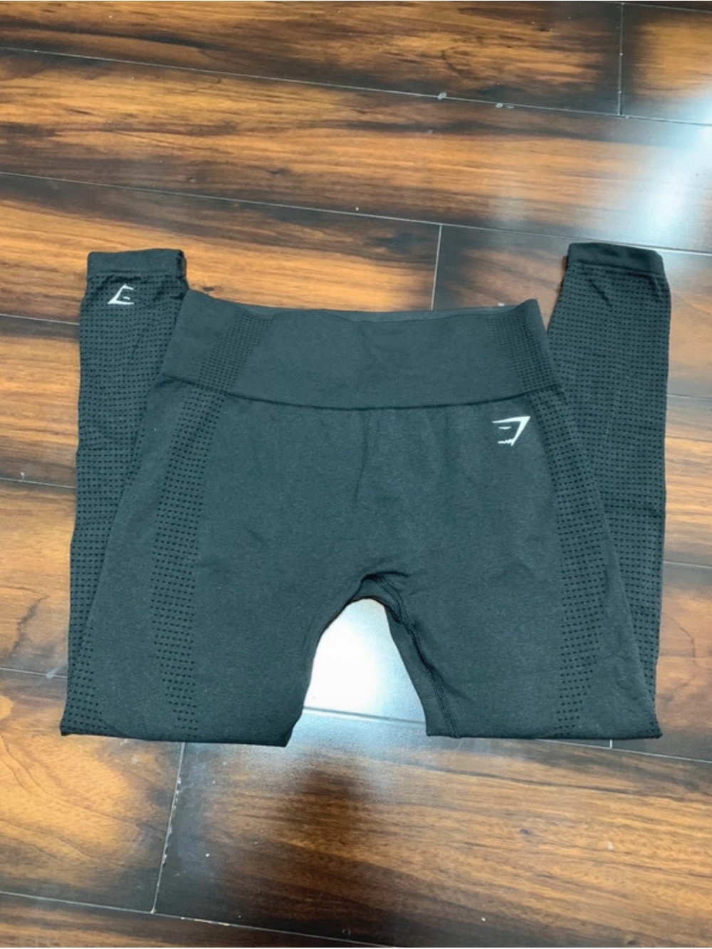 Gymshark medium black textured contour gym athletic leggings 796